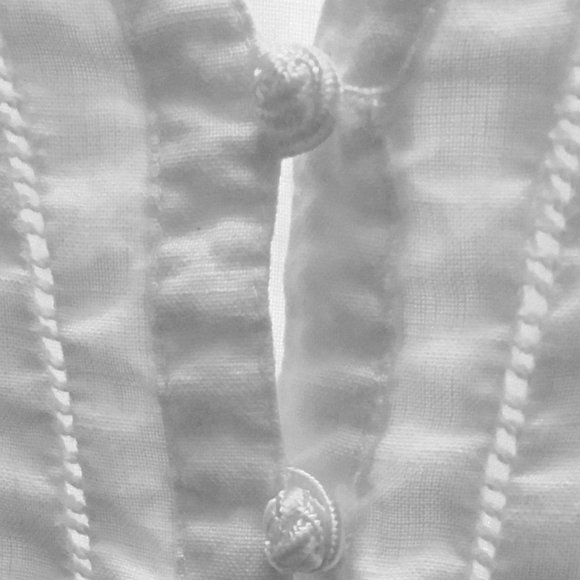 embroidered white linen blouse - Picture 2 of 9